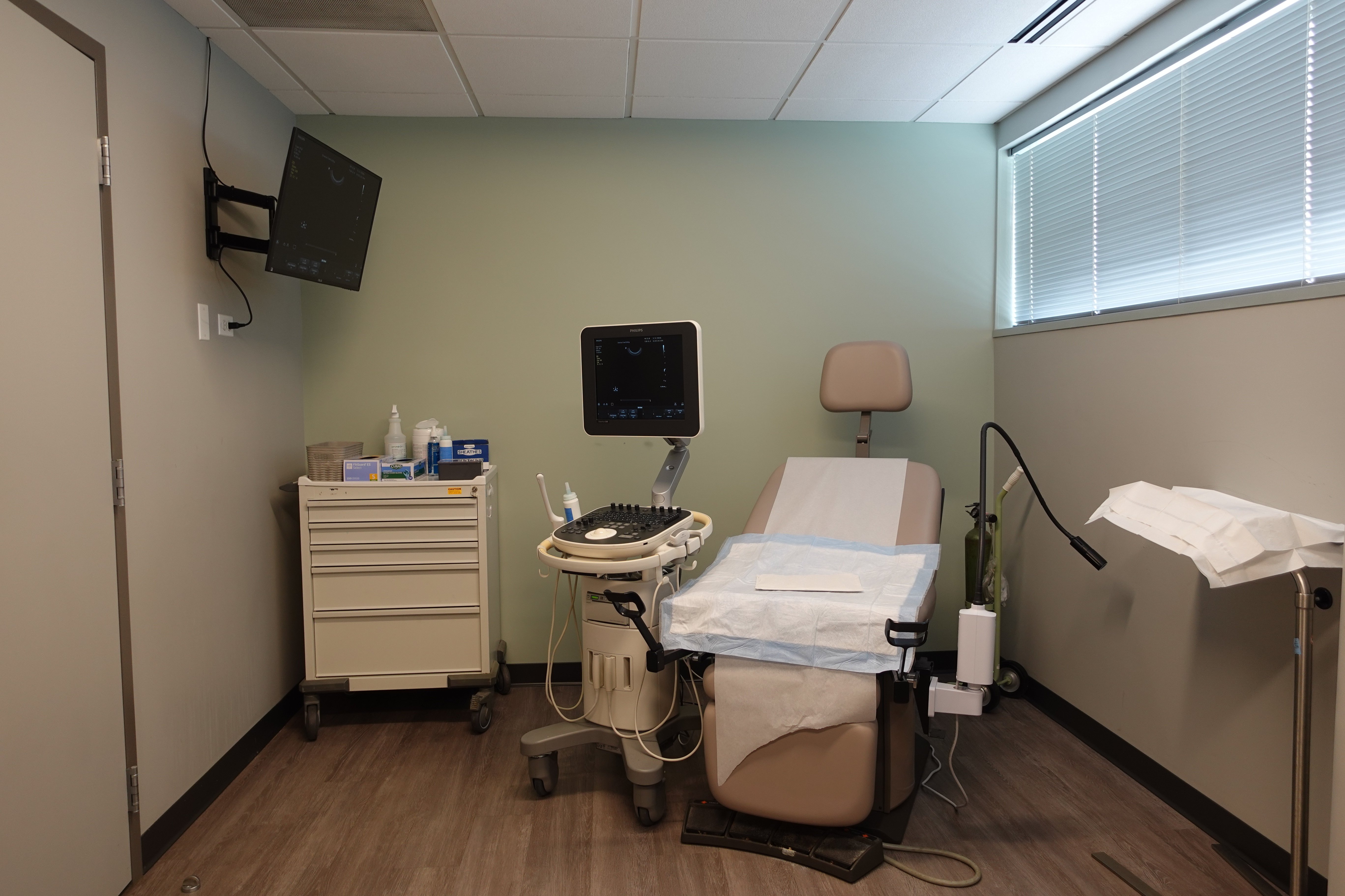 Arlington Heights Room